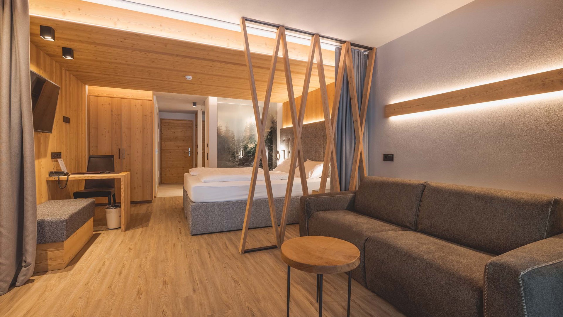 Your hotel in Corvara: alpine allure